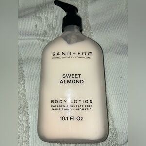 Sand + Fog Body Lotion - Sweet Almond